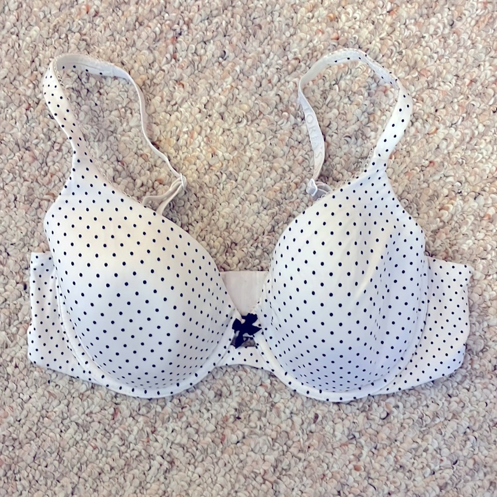 Victorias Secret T-Shirt Bra